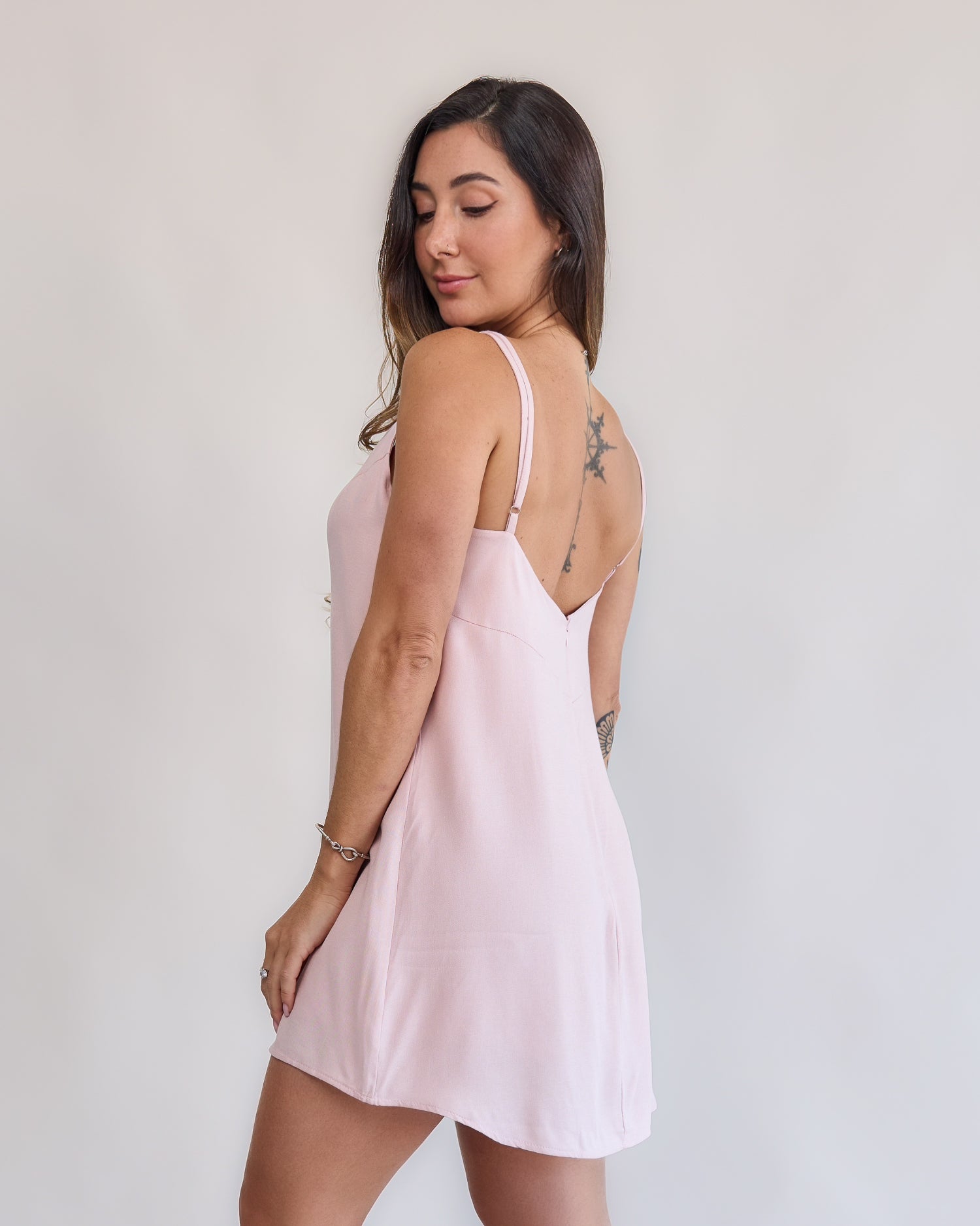 Macaquinho Vestido Rosa Blush