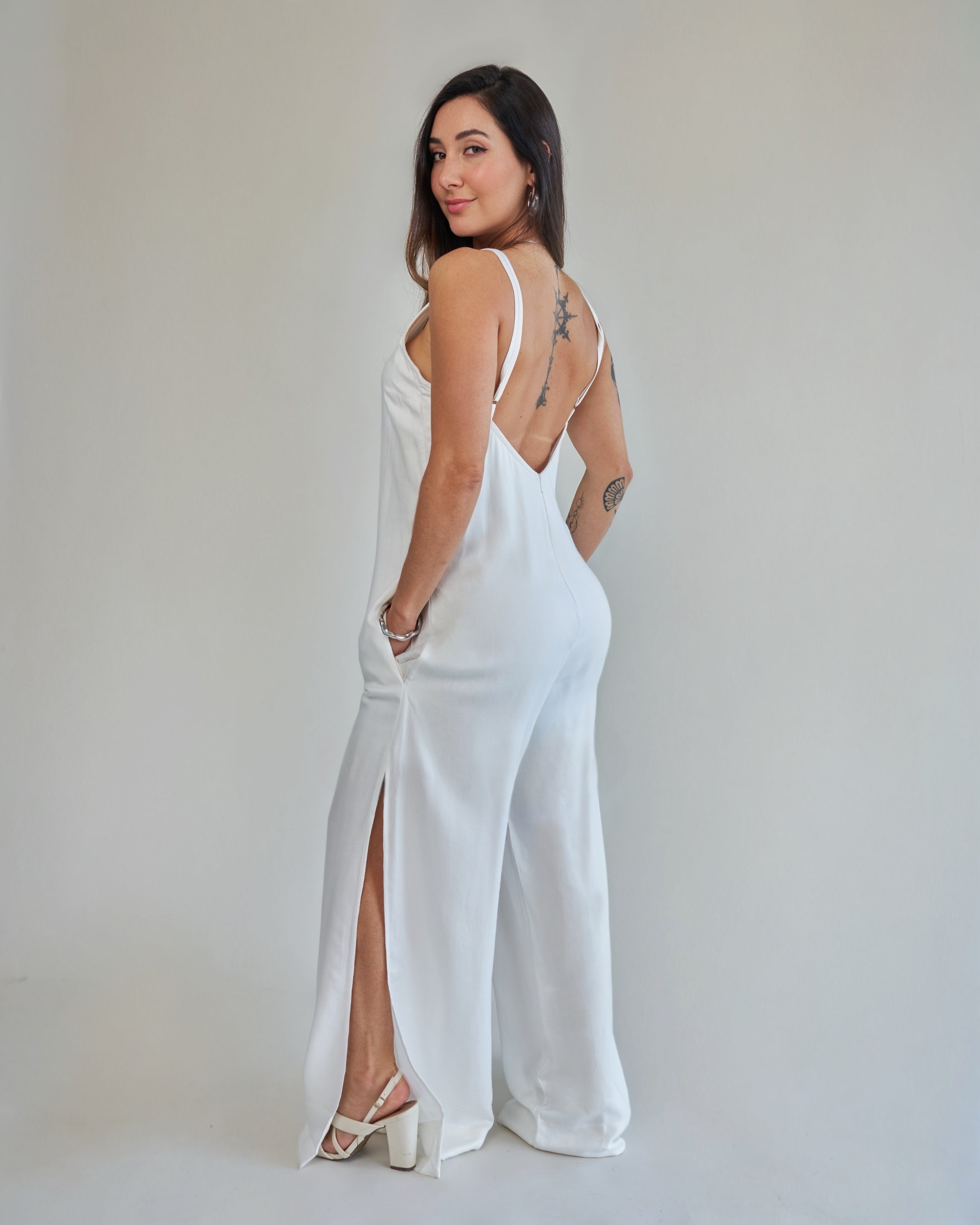 Macacão Fenda Off-White