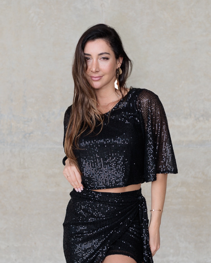 Blusa Glow Manga Curta Preta