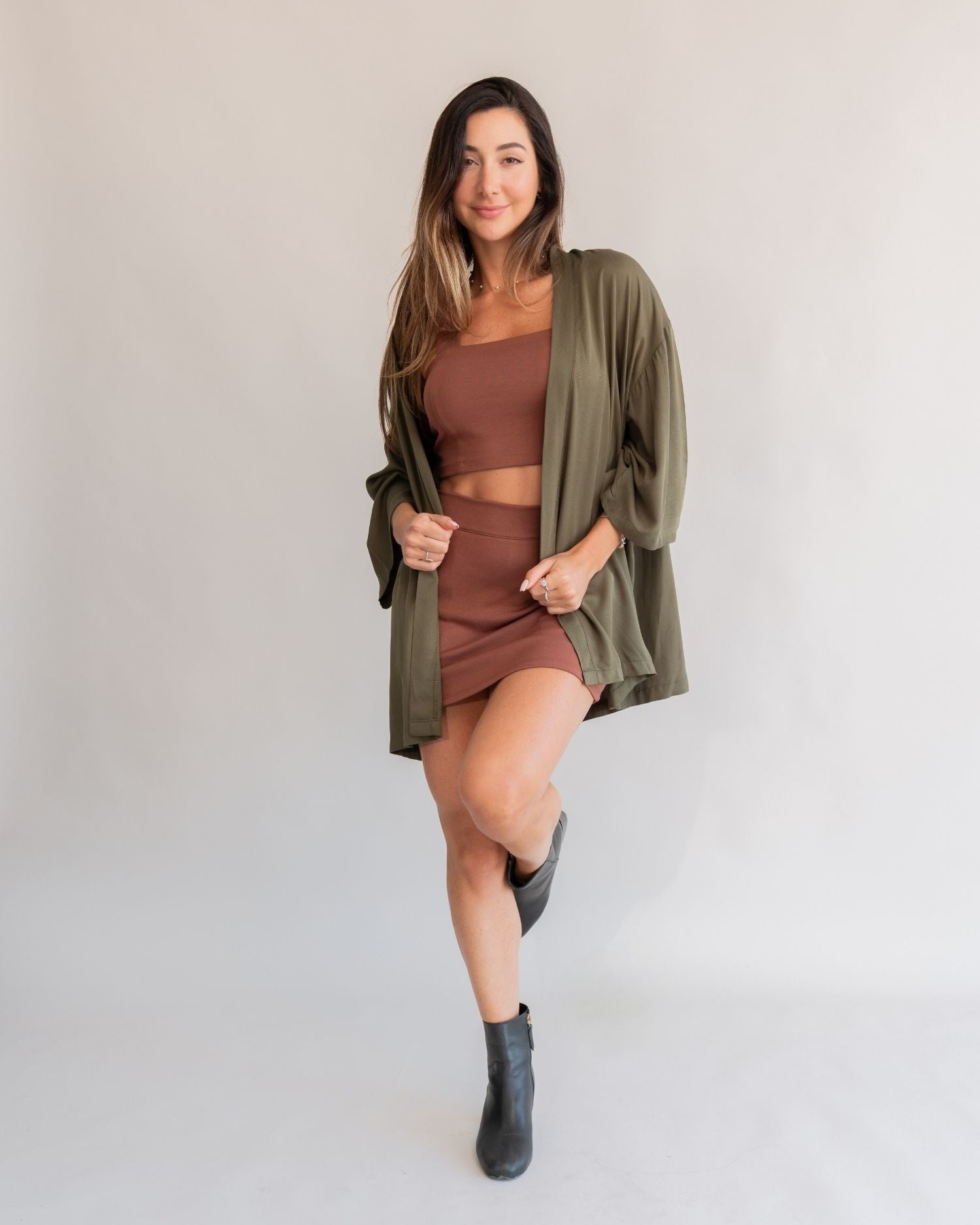 Short Saia Bliss Marrom (saia atrás)