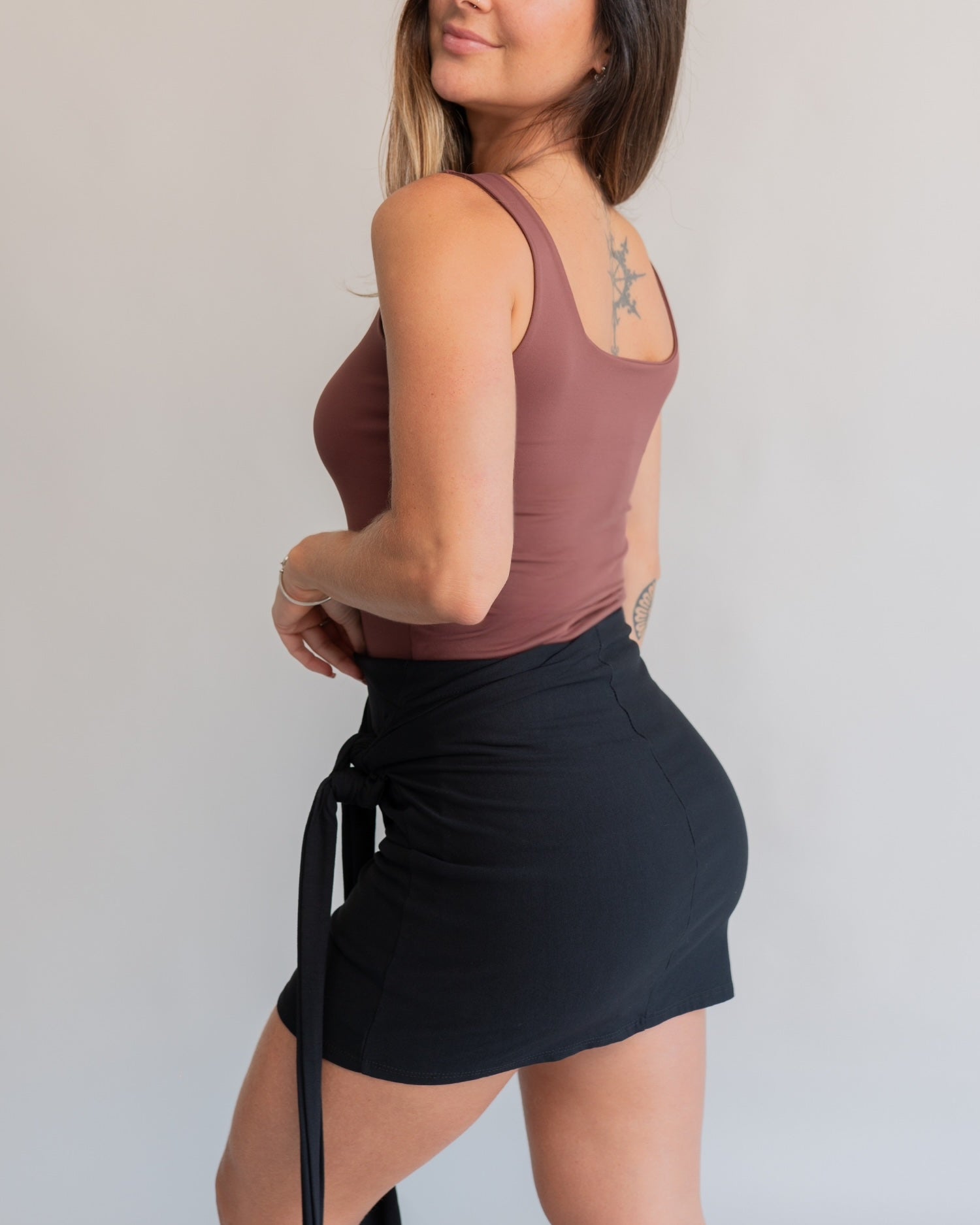 Short Saia Amarração Preto