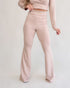 Calça flare bliss areia feminina frente cintura alta cós duplo blusa transpassada areia