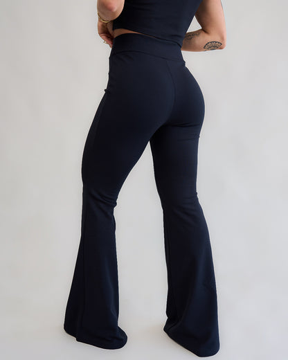 Calça Flare Bliss Preta