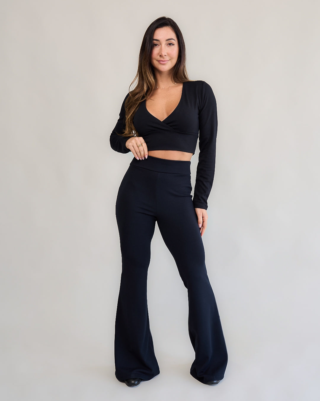 Blusa Transpassada Manga Longa Bliss Preta
