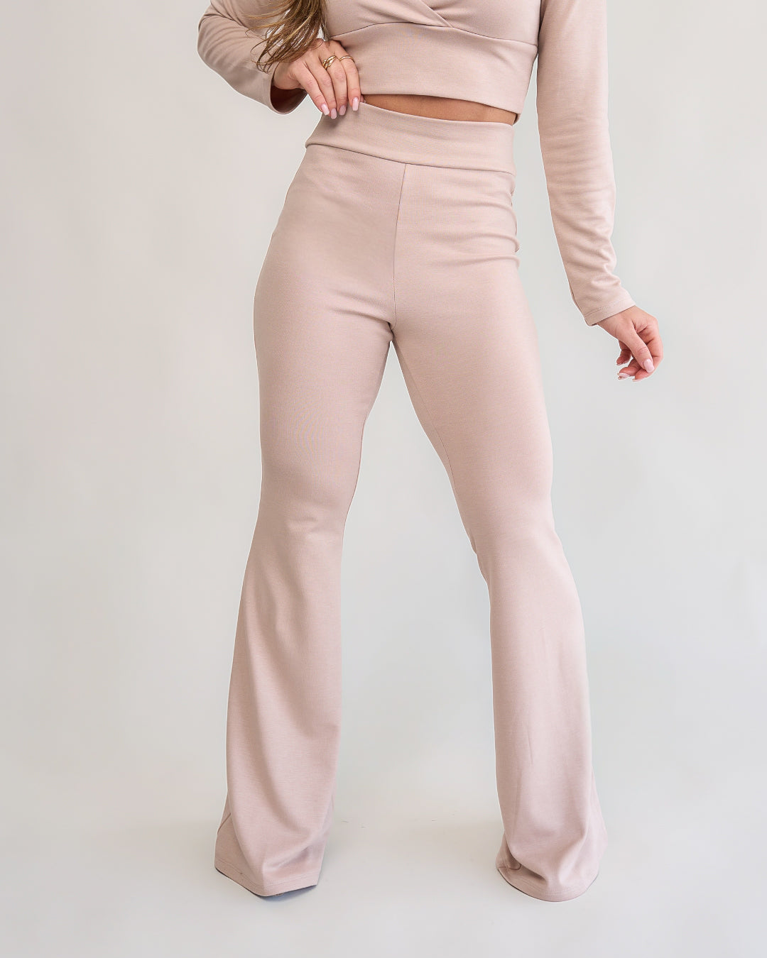 Calça Flare Bliss Areia
