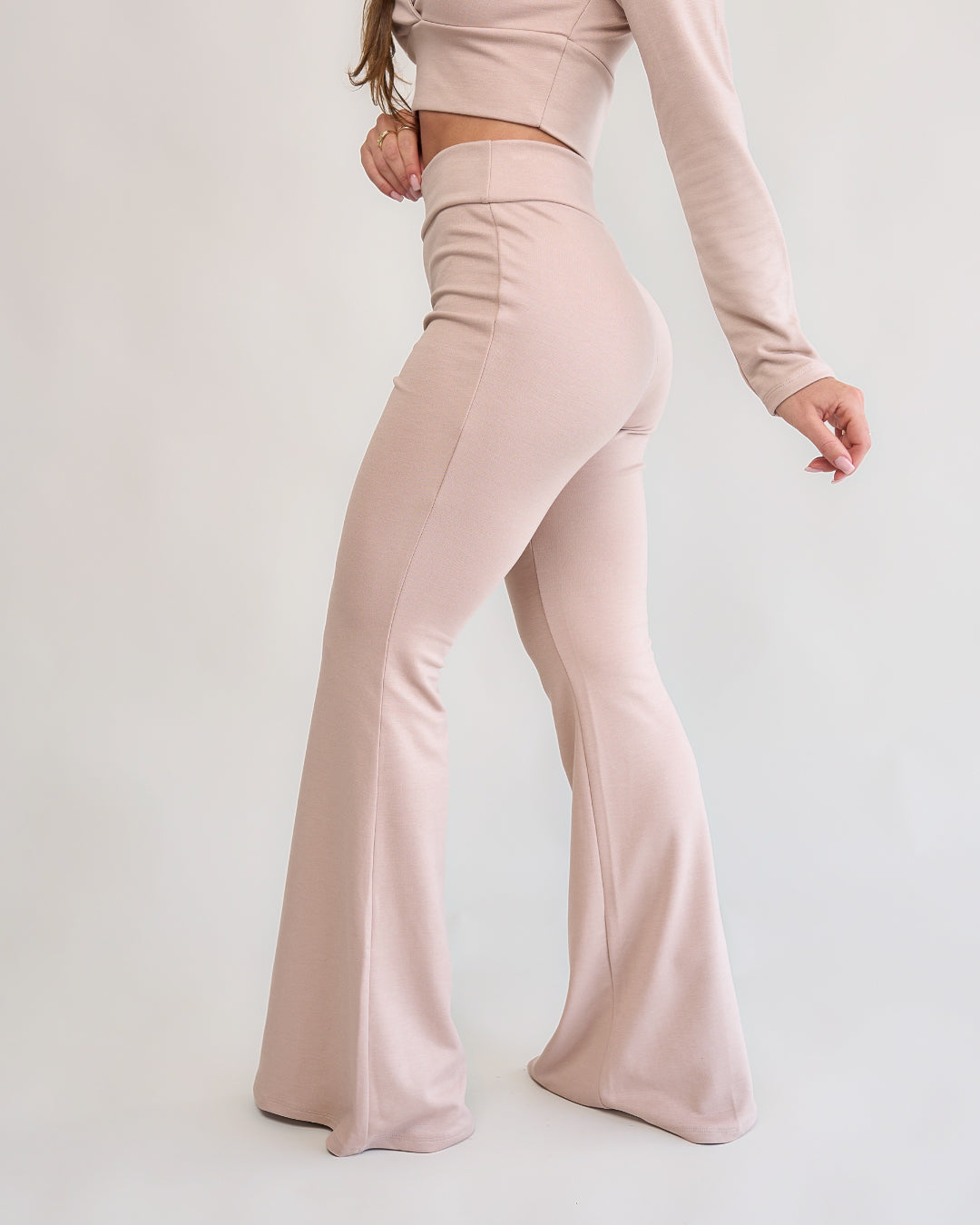 Calça Flare Bliss Areia