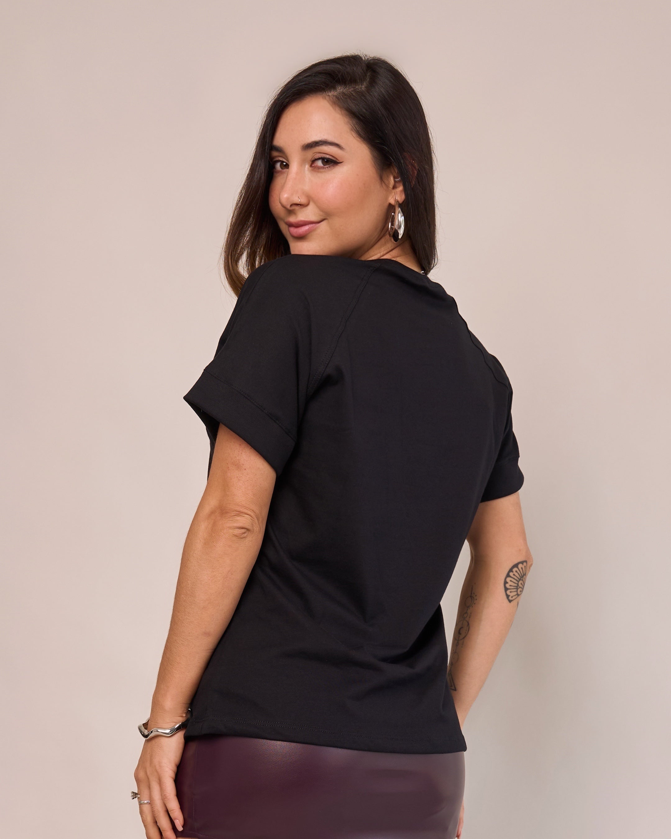 T-Shirt Básica Preta