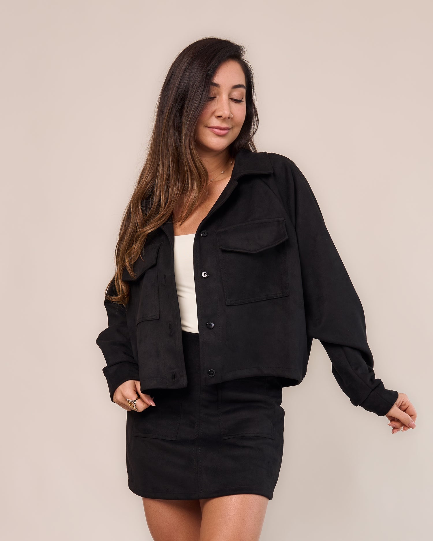 Short Saia Suede Preto