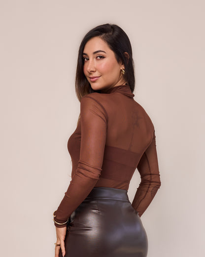 Body Tule Marrom