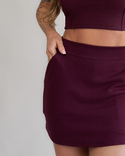 Short Saia Bliss Vinho (saia atrás)