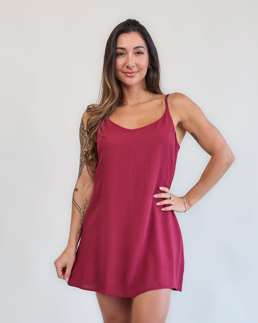 Vestido vinho curto feminino frente viscose leve soltinho