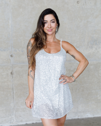 Macaquinho Vestido Glow Prata