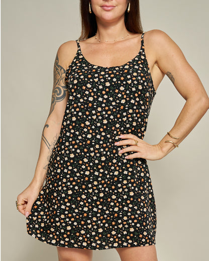 Macaquinho Vestido Floral Preto