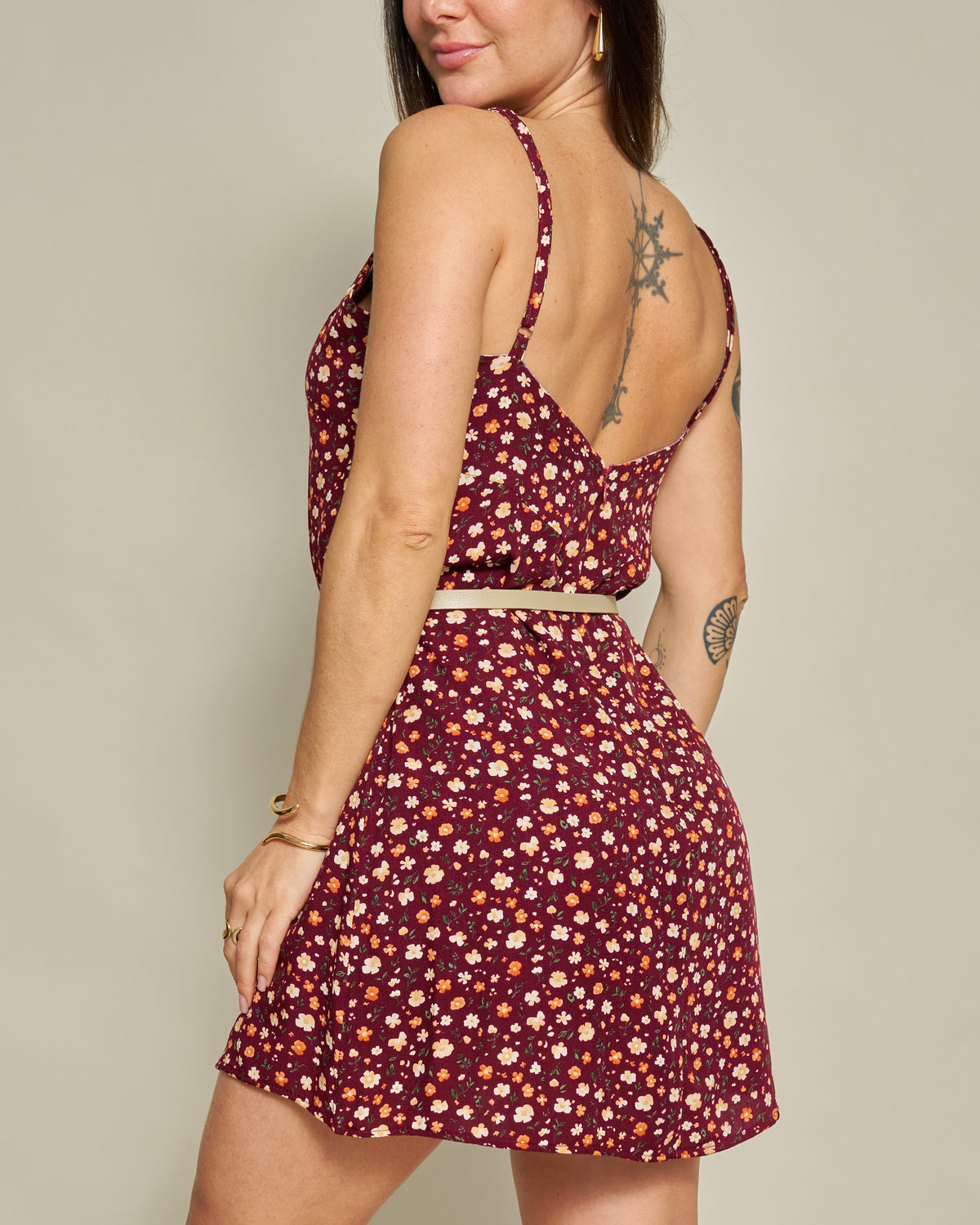 Macaquinho Vestido Floral Vinho