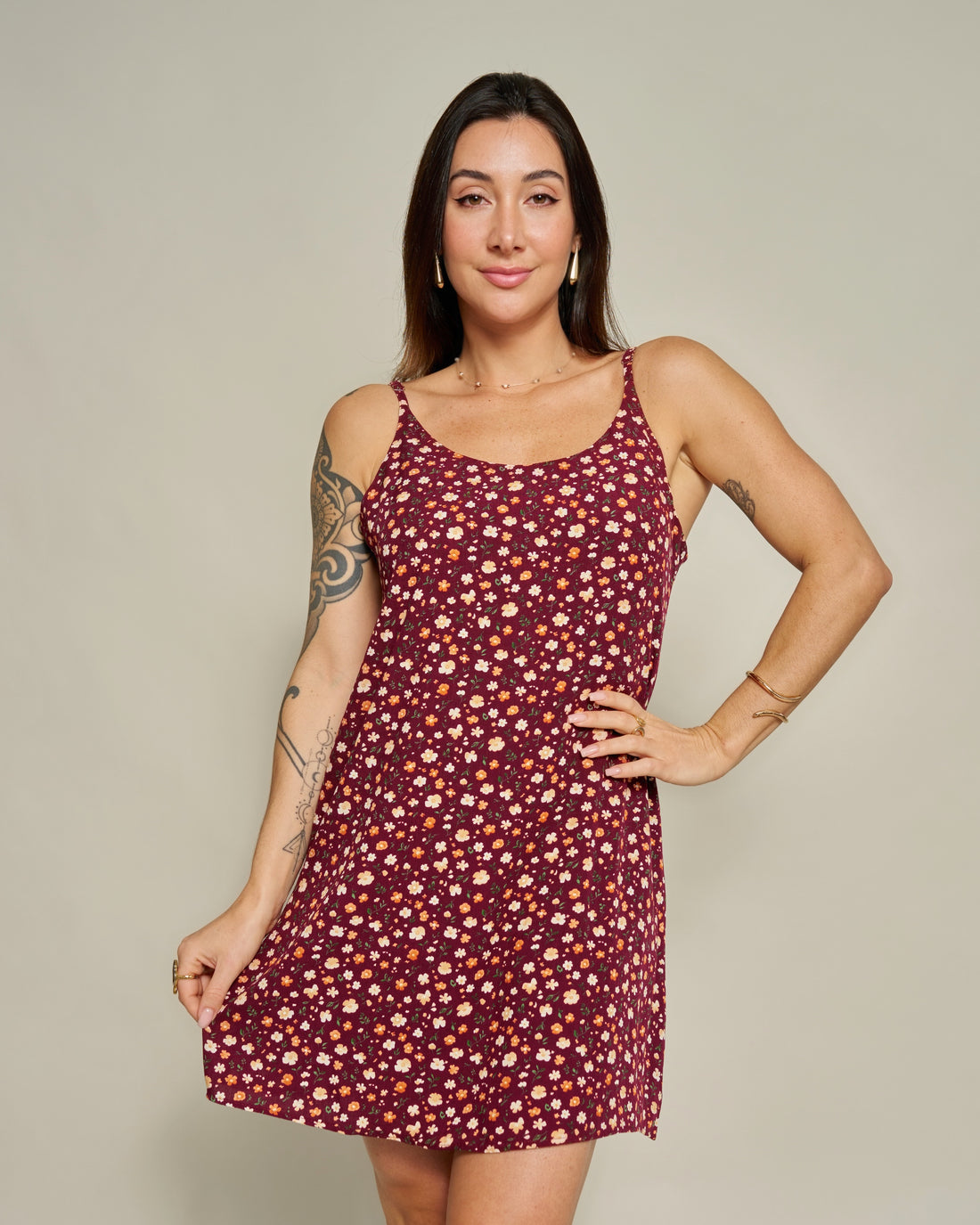 Macaquinho Vestido Floral Vinho