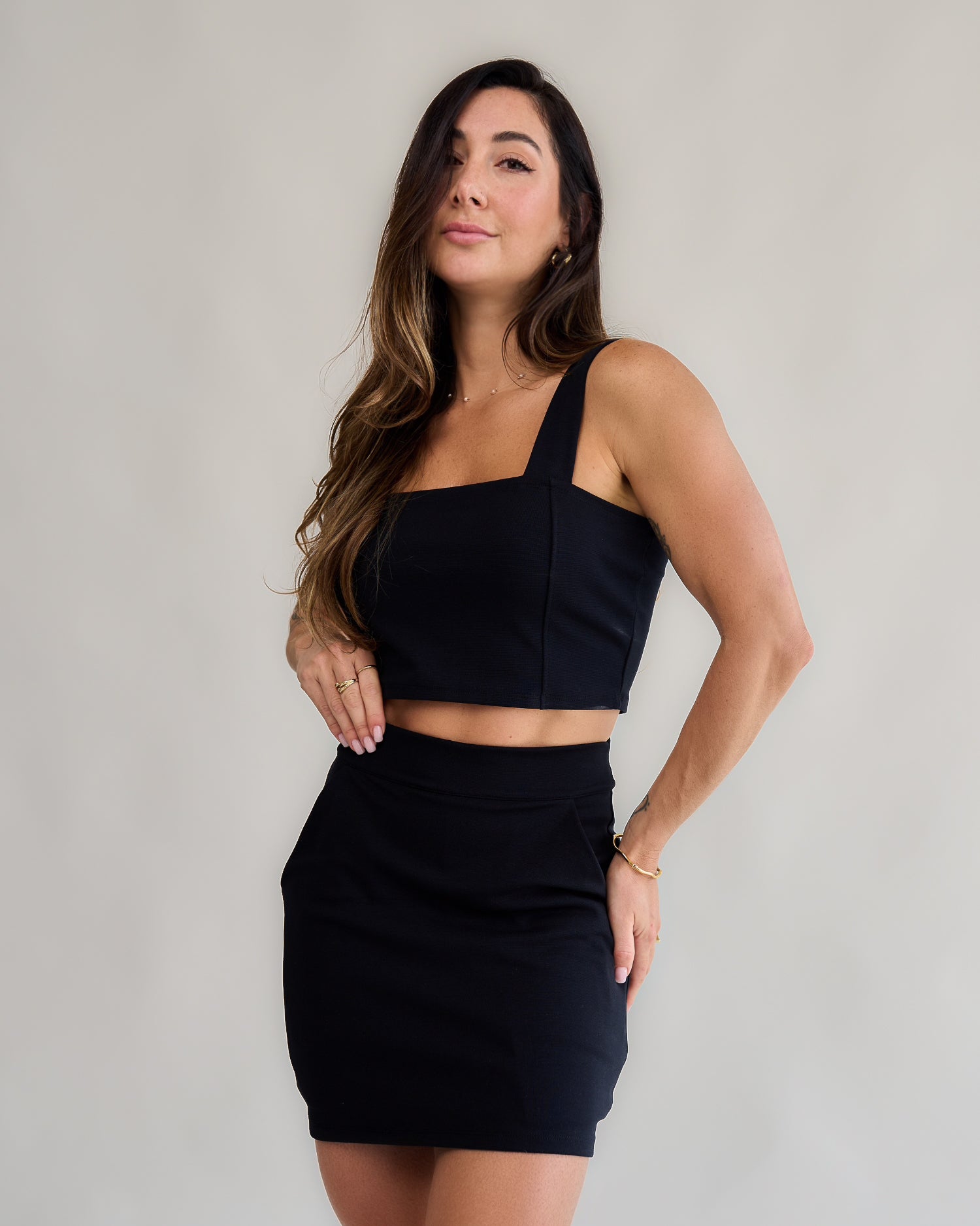 Short Saia Bliss Médio Preto