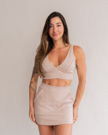 Short saia bliss areia look completo frontal monocromático