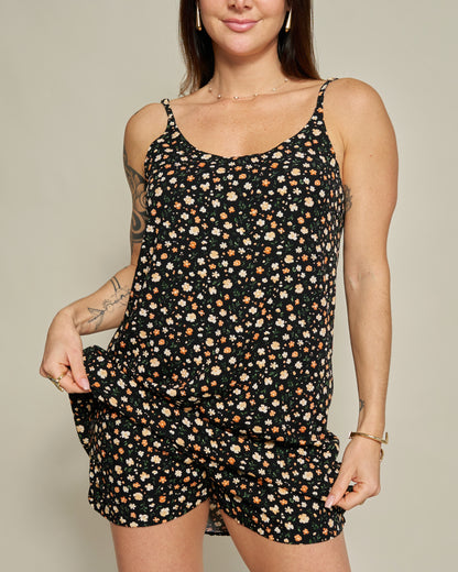 Macaquinho Vestido Floral Preto